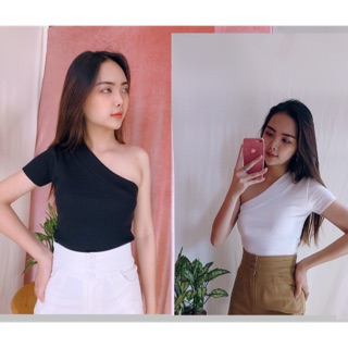 Áo lệch vai thun bozip. Hình thật ng mẫu shop chụp