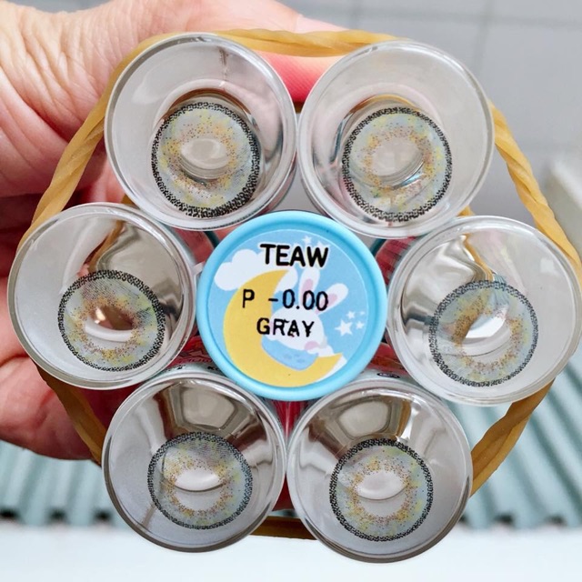 Lens xám Tây 50k/cặp