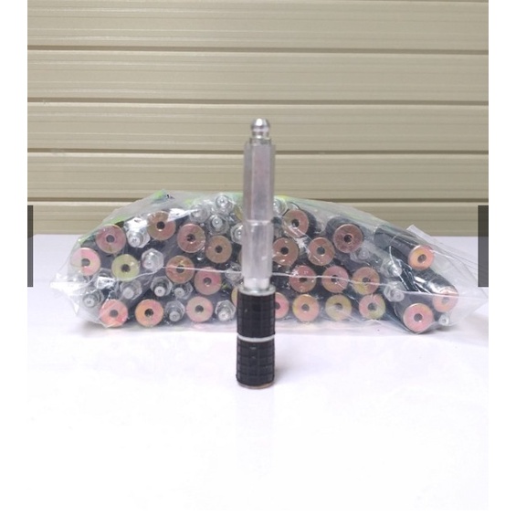 Kim bơm keo chống thấm