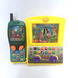 Đồ chơi bấm nước đôi