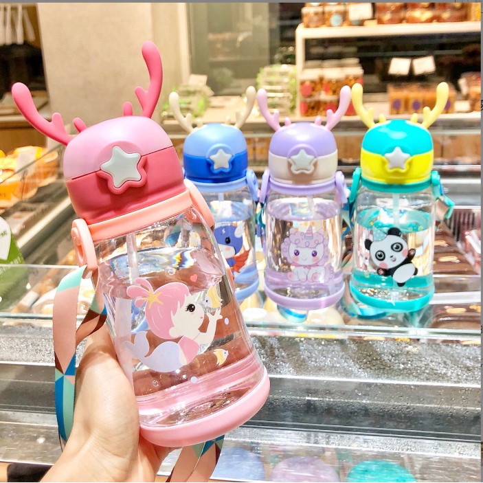 Bình nước ống hút trẻ em 600ml, bình cho bé hình sừng hươu dễ thương