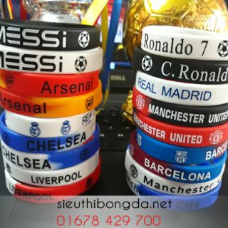 Vòng tay Messi