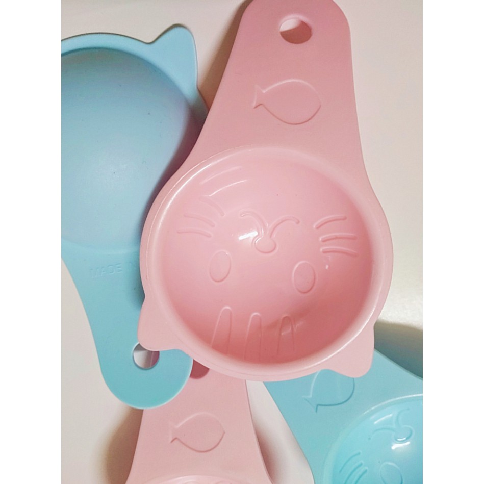 Muỗng lấy đồ ăn cho mèo siêu đáng yêu - 2 Màu pastel siêu đẹp