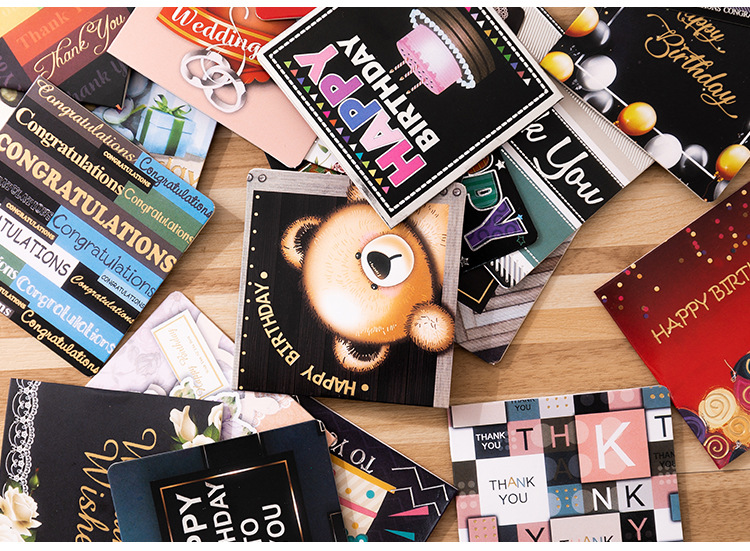 Thiệp chúc mừng sinh nhật phong cách độc đáo lạ mắt