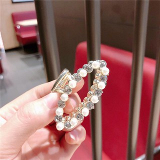 Kẹp tóc đính ngọc hot trend