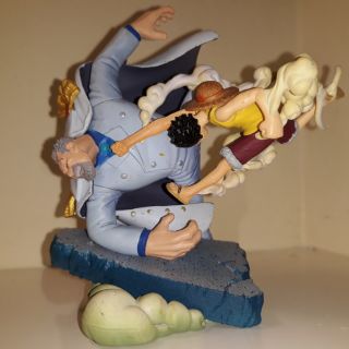 Mô hình Luffy punch Garp – Megahouse chính hãng