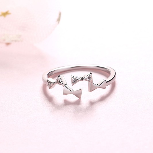 Nhẫn nơ đính đá kiểu dáng thanh mảnh dể thương dành cho nữ - Mely B47