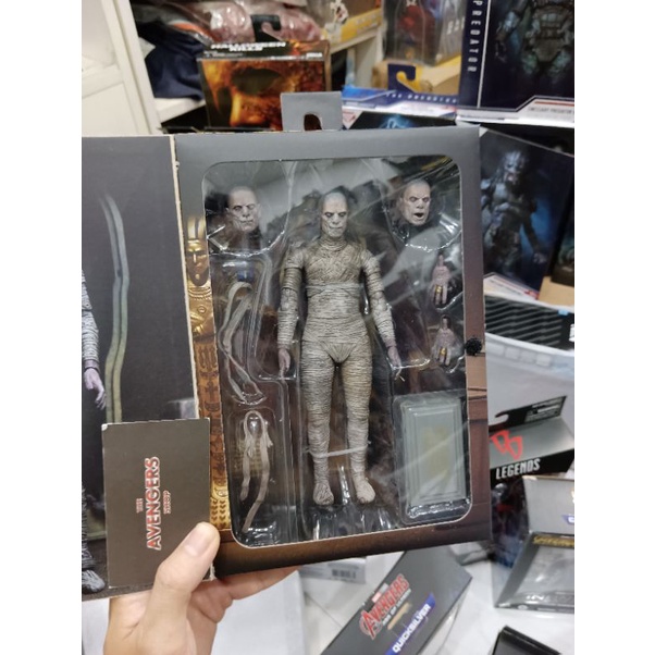 Mô hình The Mummy  NECA Ultimate có sẵn