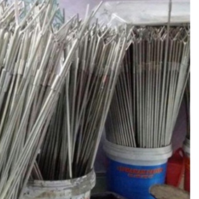 R Chống cần câu chữ Y hàng INOX vặn ốc dài 150cm