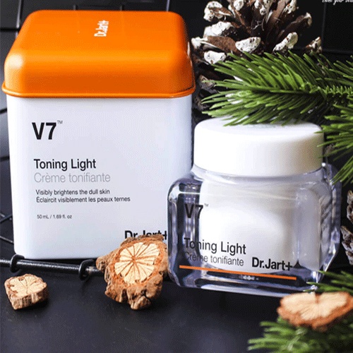 Kem V7 dưỡng trắng và tái tạo da Toning Light Dr.Jart+ giúp hết thâm nám và mụn . | WebRaoVat - webraovat.net.vn