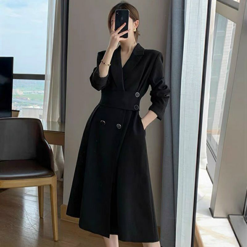 Đầm Đen Cổ Vest Dáng Dài Kèm Đai Xẻ Tà