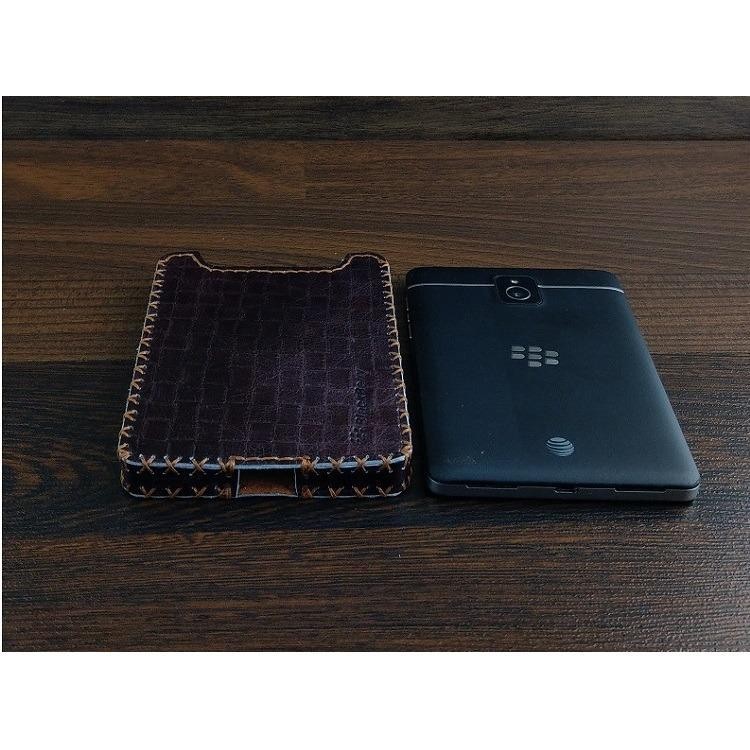 Bao Da Ionecase Blackberry Passport At&T Hộp da bò Nâu Caro