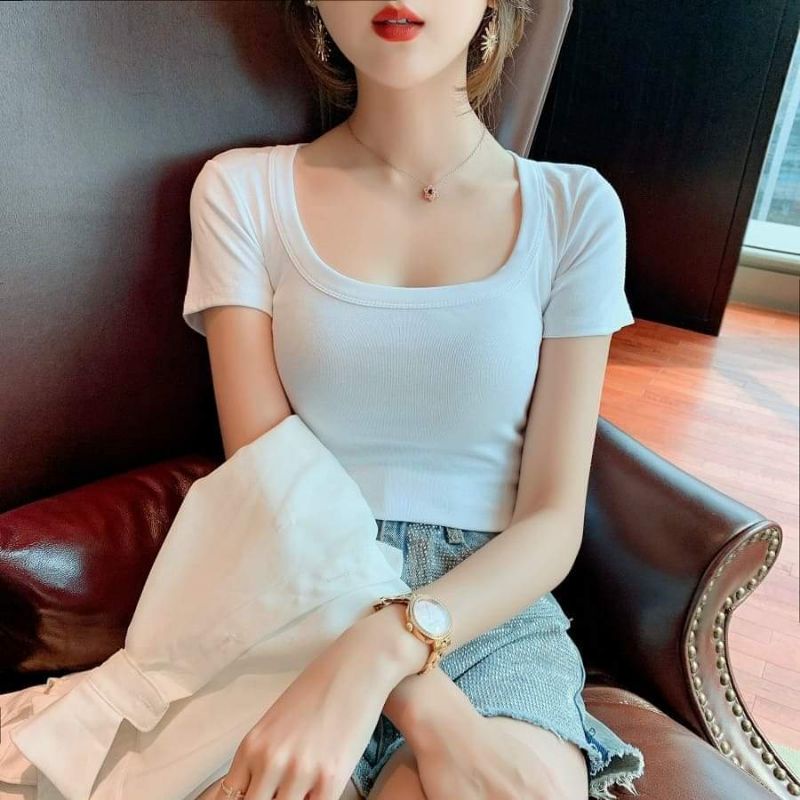 Áo phông cổ U trơn croptop