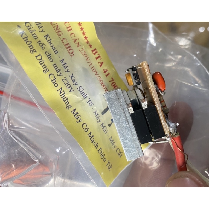 Mạch cản điện 220v sang 110v loại chip BTA tốt
