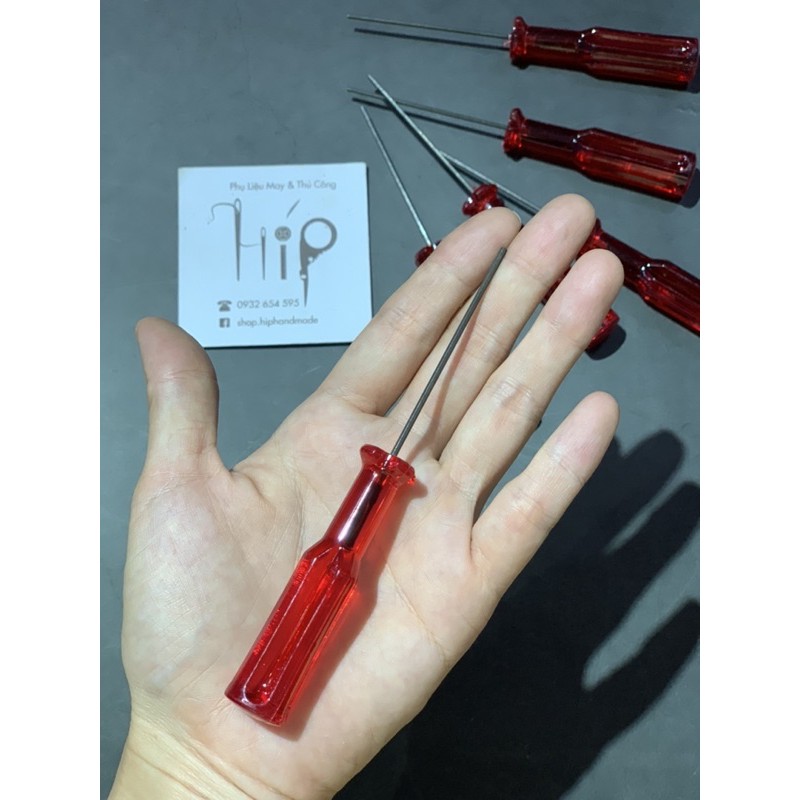 Tô vít lục giác dùng thay kim máy vắt sổ