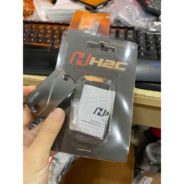 Nắp dầu H2C cho Honda Click/Vario 2018-Scoopy 2021