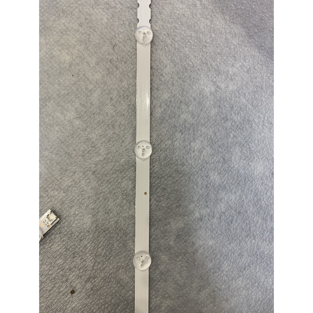 Thanh LED Tivi 32LN - Lắp zin tivi LG 32LN5120,32LN5100..v.v...  - 1 bộ 3 thanh giống nhau