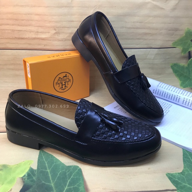 GIÀY NAM LƯỜI QUẢ CHUÔNG DẬP VÂN Ô VUÔNNG