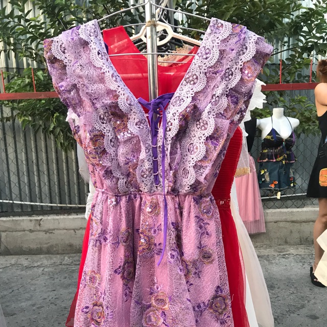 Đầm xoè đan dây ngực