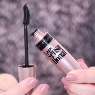 Mascara maybeline thần thánh
