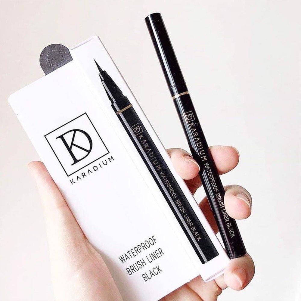 Kẻ mắt dạ siêu mảnh Karadium Waterproof Brush Liner Black chống nước | BigBuy360 - bigbuy360.vn