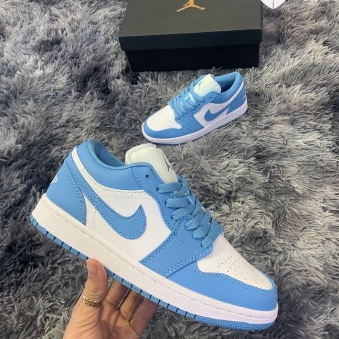 [bán lỗ xin đánh giá] Giày Air Jordan 1 Low, Giày Jordan đen trắng cổ thấp các màu nam nữ full box bill | BigBuy360 - bigbuy360.vn