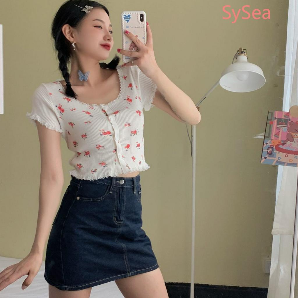 Áo croptop tay ngắn hoạ tiết hoa thời trang mùa hè