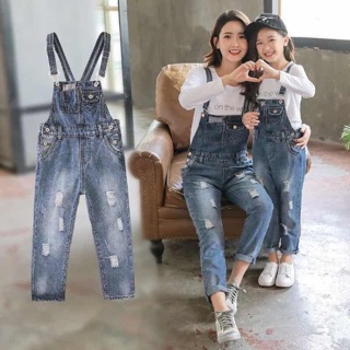 Yếm bé gái