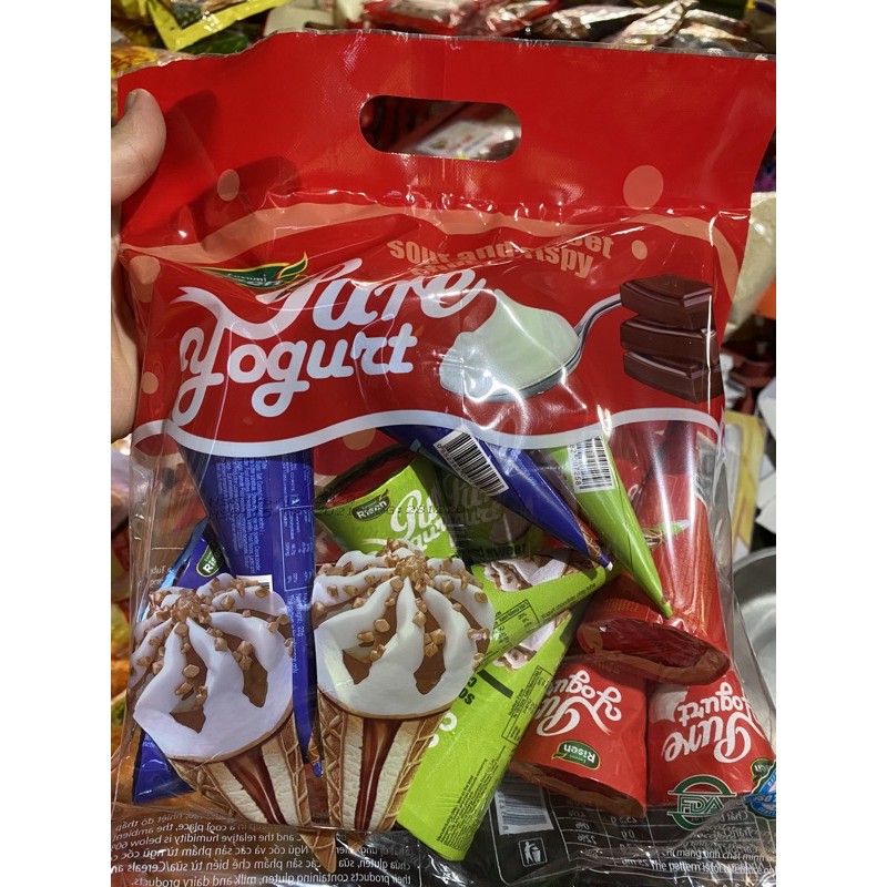 Bánh ốc quế Risen Yogurt Chocolate 320g