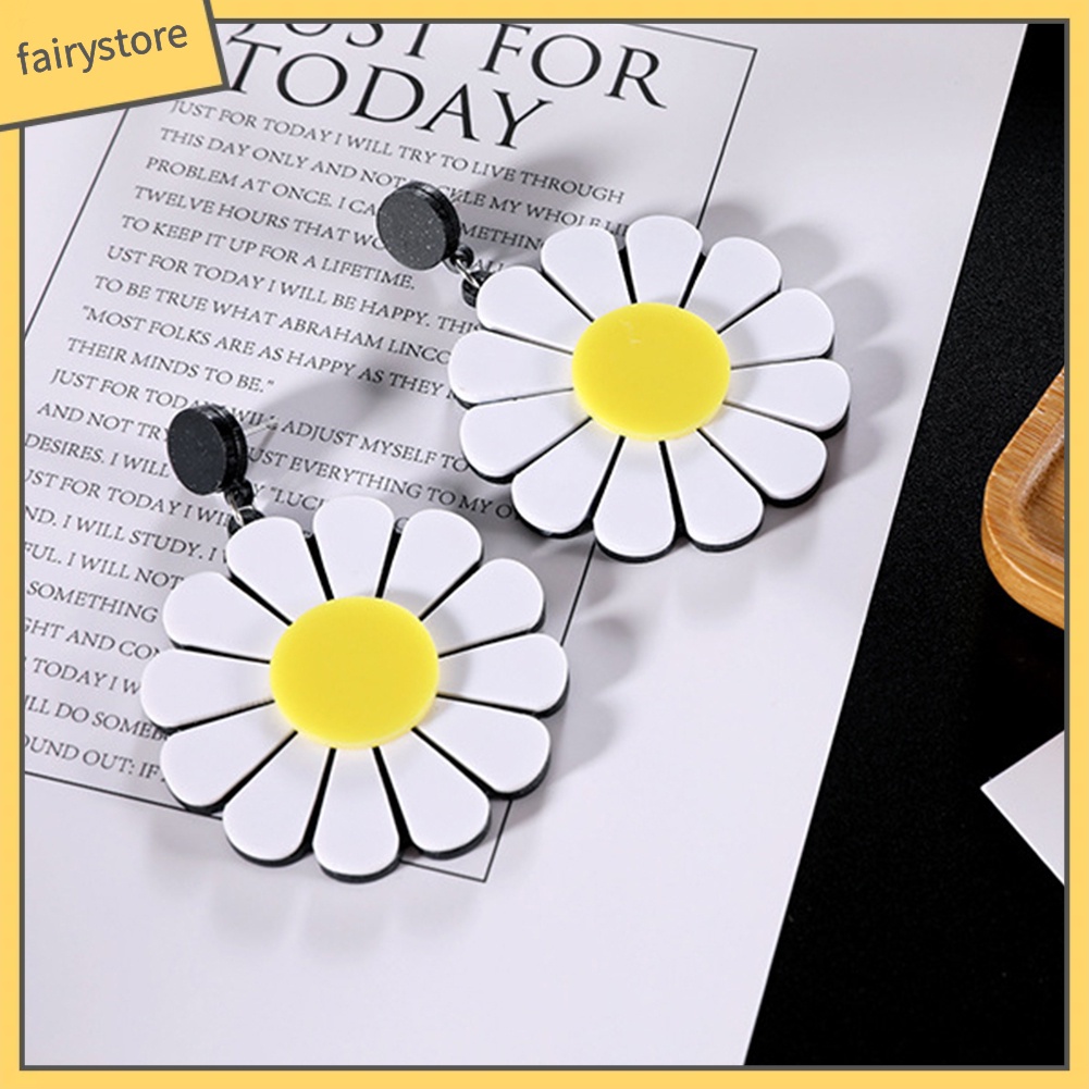 Đôi bông tai hoa cúc lớn thời trang nữ dễ thương