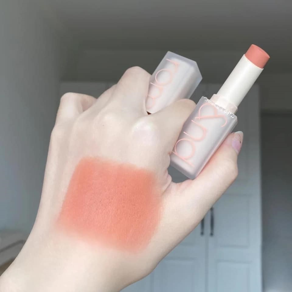 Son thỏi Romand Zero Matte Lipstick màu 09 màu cam nude (#09 SHELL NUDE)