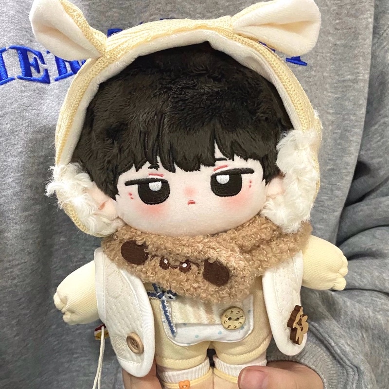 Outfit cho doll 20cm: tủ ChochoStudio