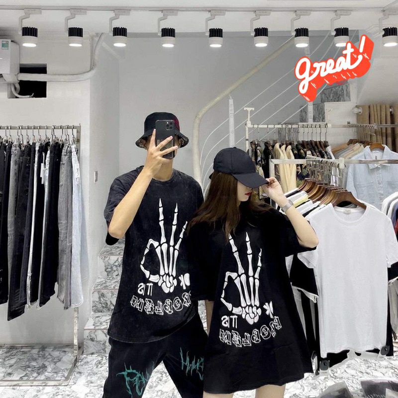 ÁO THUN BÀN TAY 2 MÀU ĐEN LOANG CÁ TÍNH MẶC ĐÔI MẶC ĐỘI CỰC CHẤT