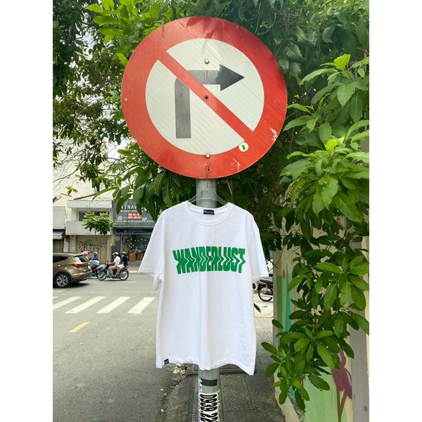 Áo thun trắng oversize W Green Tee