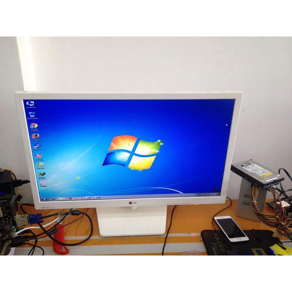 Màn hình 27 inch 27EA33 trắng 2nd