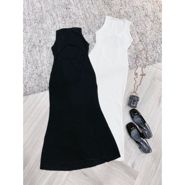 Đầm body xốp nhăn cut out lưng