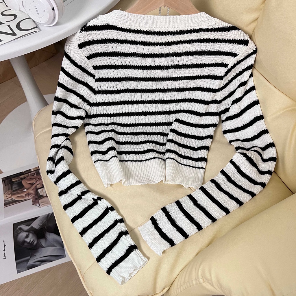 NUZIRO  Áo nữ dệt kim  tay dài cổ tròn họa tiết kẻ sọc phong cách Hàn Quốc