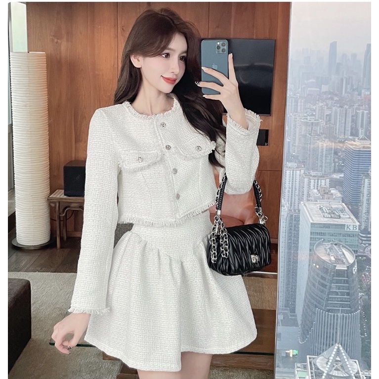 Bộ dạ Tweed áo croptop.