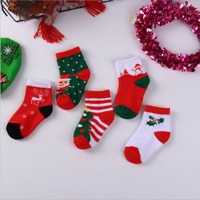 Set 5 đôi tất len noel dành cho bé trai, bé gái mùa đông