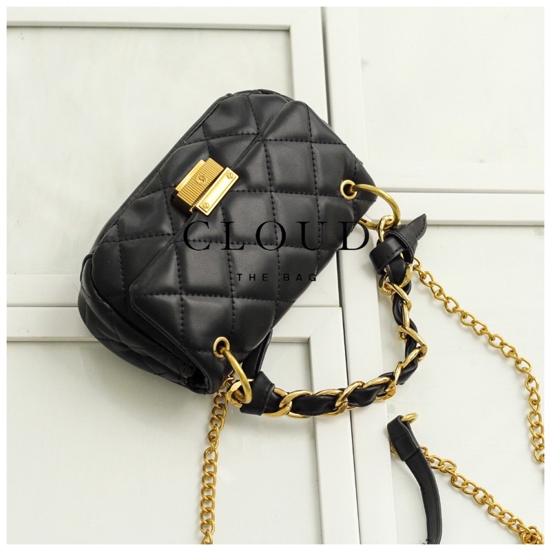 Túi da mềm khoá vàng j12664