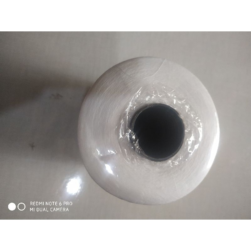 Chỉ may cuộn nửa cân
