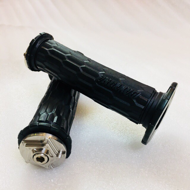 COMBO BAO TAY DAYTONA V4 và GÙ SALAZA V1 (Inox, highlight, titan)