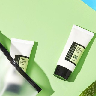 Kem chống nắng chiết xuất lô hội xoa dịu da COSRX SPF50 PA+++ 50ml