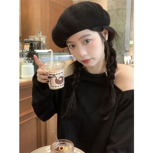 Áo sweater COZOKC trễ vai tay dài dáng rộng đính ngọc trai giả dễ thương