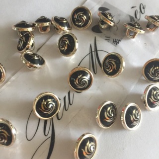 Cúc nút lốc xoáy 10k/15 cúc ms 019