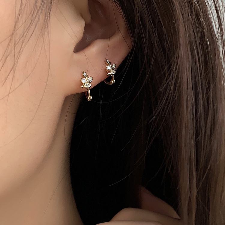 Khuyên Tai Tròn 1 Đôi Bông Tai Hình Chiếc Lá Đính Đá Zircon Không Gây Dị Ứng 14k Thời Trang Cho Nữ