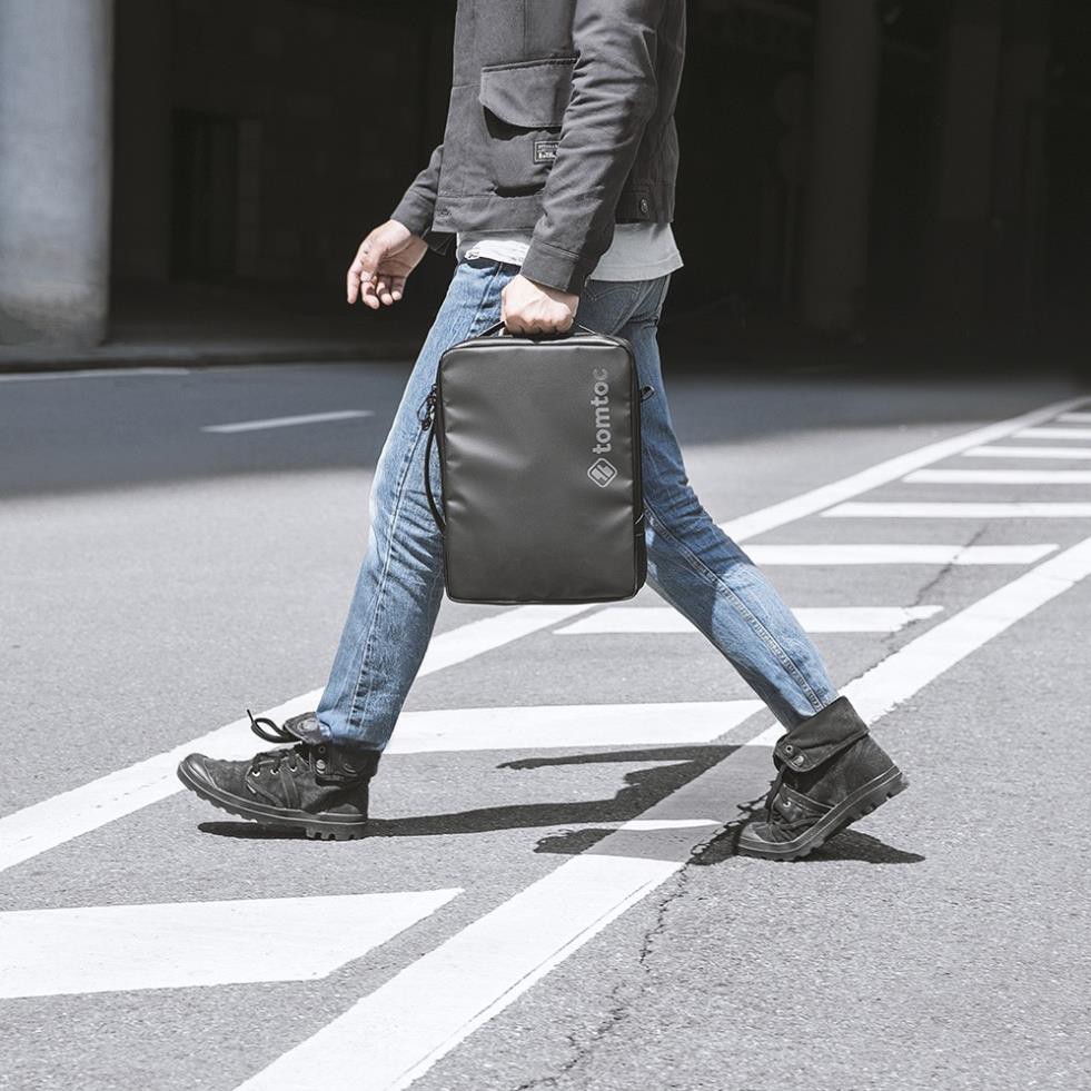 (ẢNH THẬT - 🍀FREESHIP🍀) Túi đeo chéo Laptop/Macbook TOMTOC H14 bảo vệ 360° Urban Shoulder Bag - Hàng chính hãng