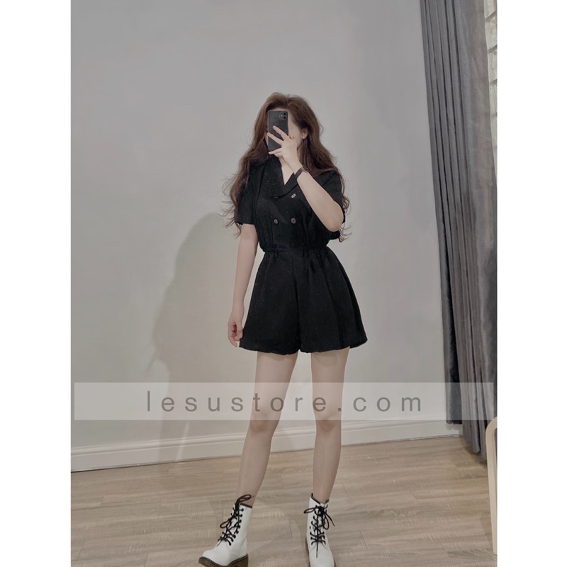 ẢNH TỰ CHỤP Jumpsuit cổ vest tay ngắn