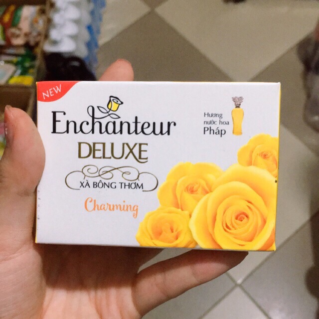 Bánh xà phòng Enchanteur