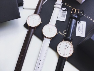Đồng Hồ Nữ DW Petite Dây Da - 32mm